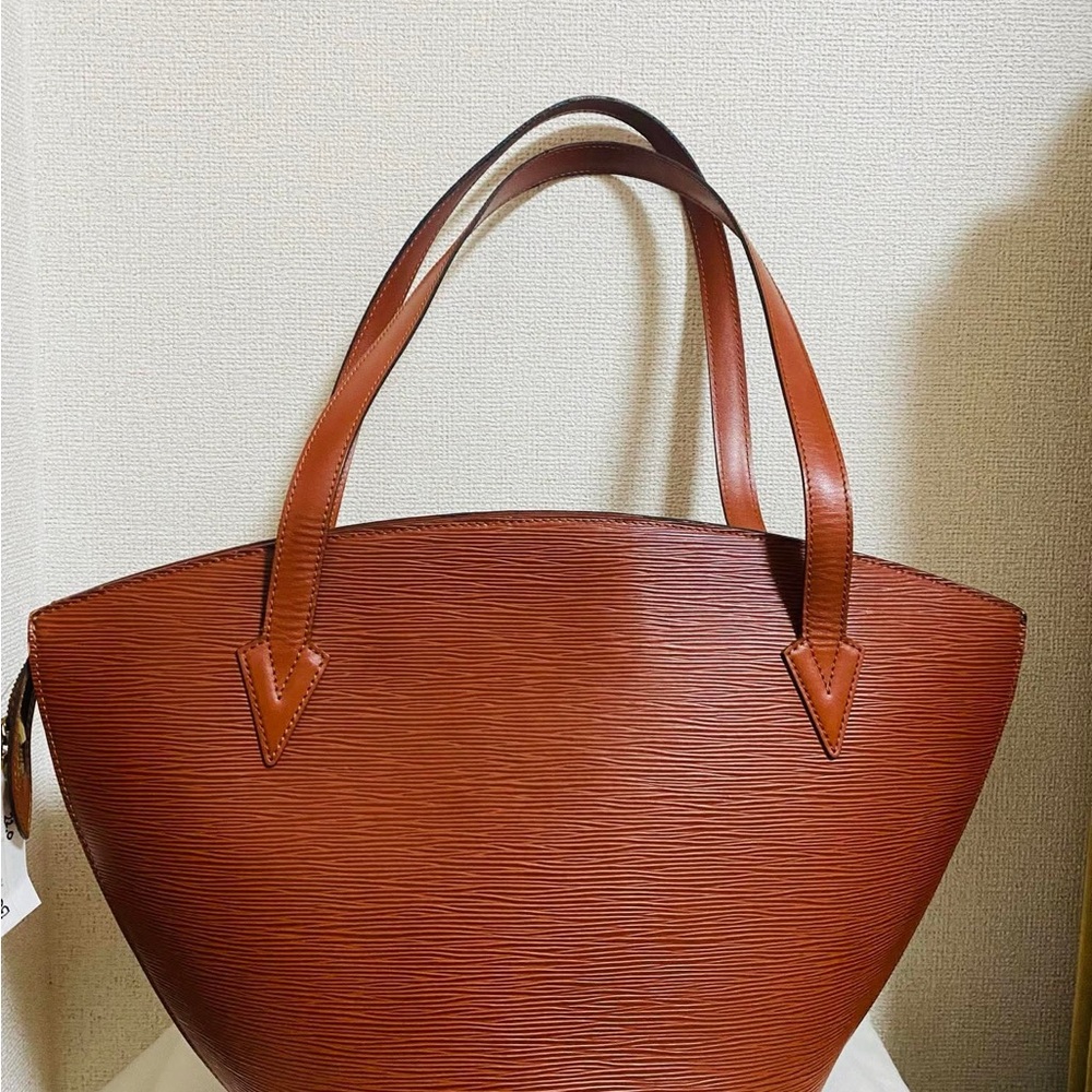 Elegant Brown Leather Tote Bag